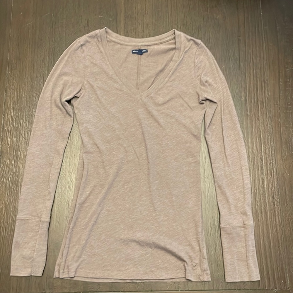 American Eagle Woman’s V-Neck Tee-Shirt